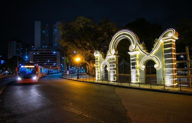 Passeio Público, ponto turístico 400m do Hotel Curitibano
