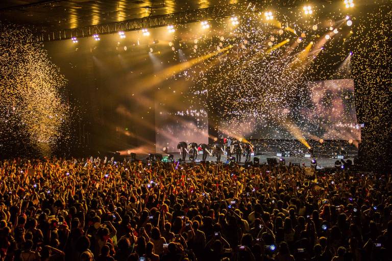 Show de música ao vivo em Curitiba, perto do Hotel Curitibano